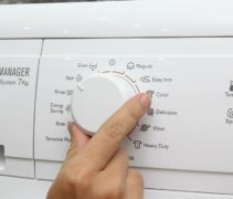 Hướng dẫn dùng chế độ vắt của máy giặt Electrolux cửa trên, cửa ngang