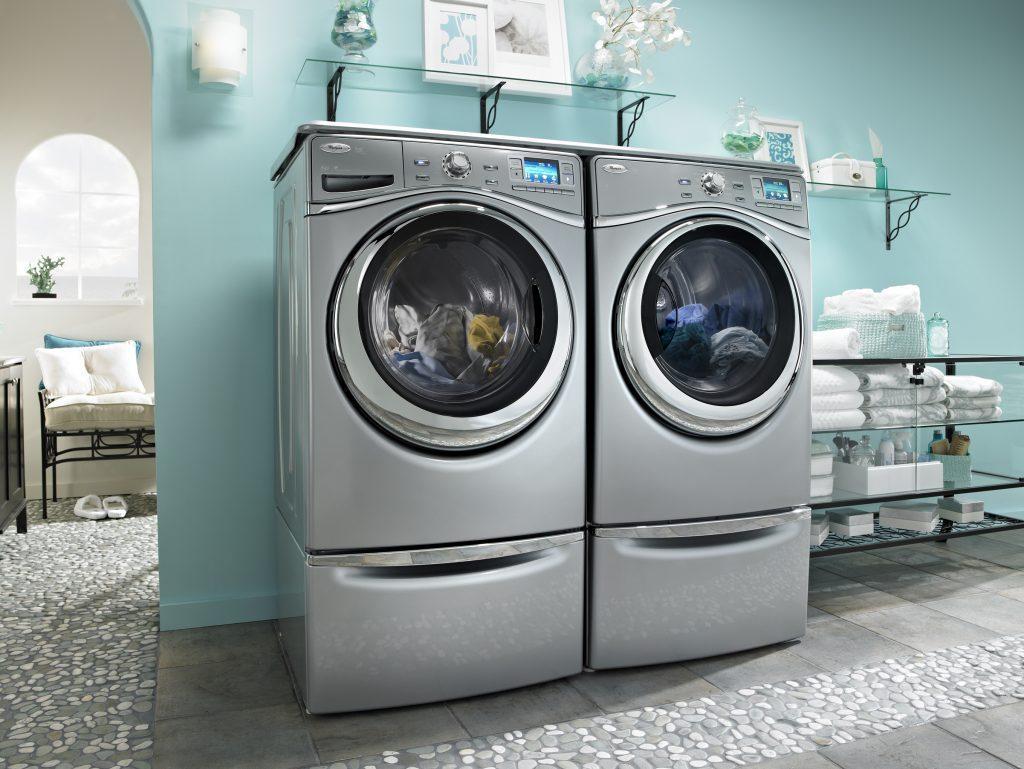 Máy giặt sấy 2 trong 1 quần áo luôn khô sạch, thơm tho bất chấp mọi điều kiện thời tiết