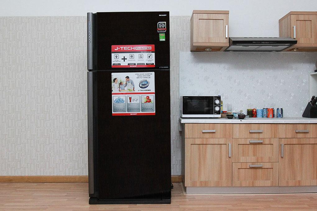 Sản phẩm tủ lạnh sharp SJ-X176E-DSS màu xám lông chuột phù hợp với những không gian nội thất sang trọng