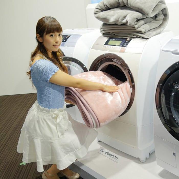 Máy giặt Hitachi BD-NX120AL